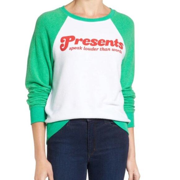 NEW Wildfox Presents Speak Louder Than Words Green White Christmas Jumper XS - Picture 1 of 11